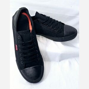 Size 11 Levi's Women's Stan Buck Fashion Sneakers